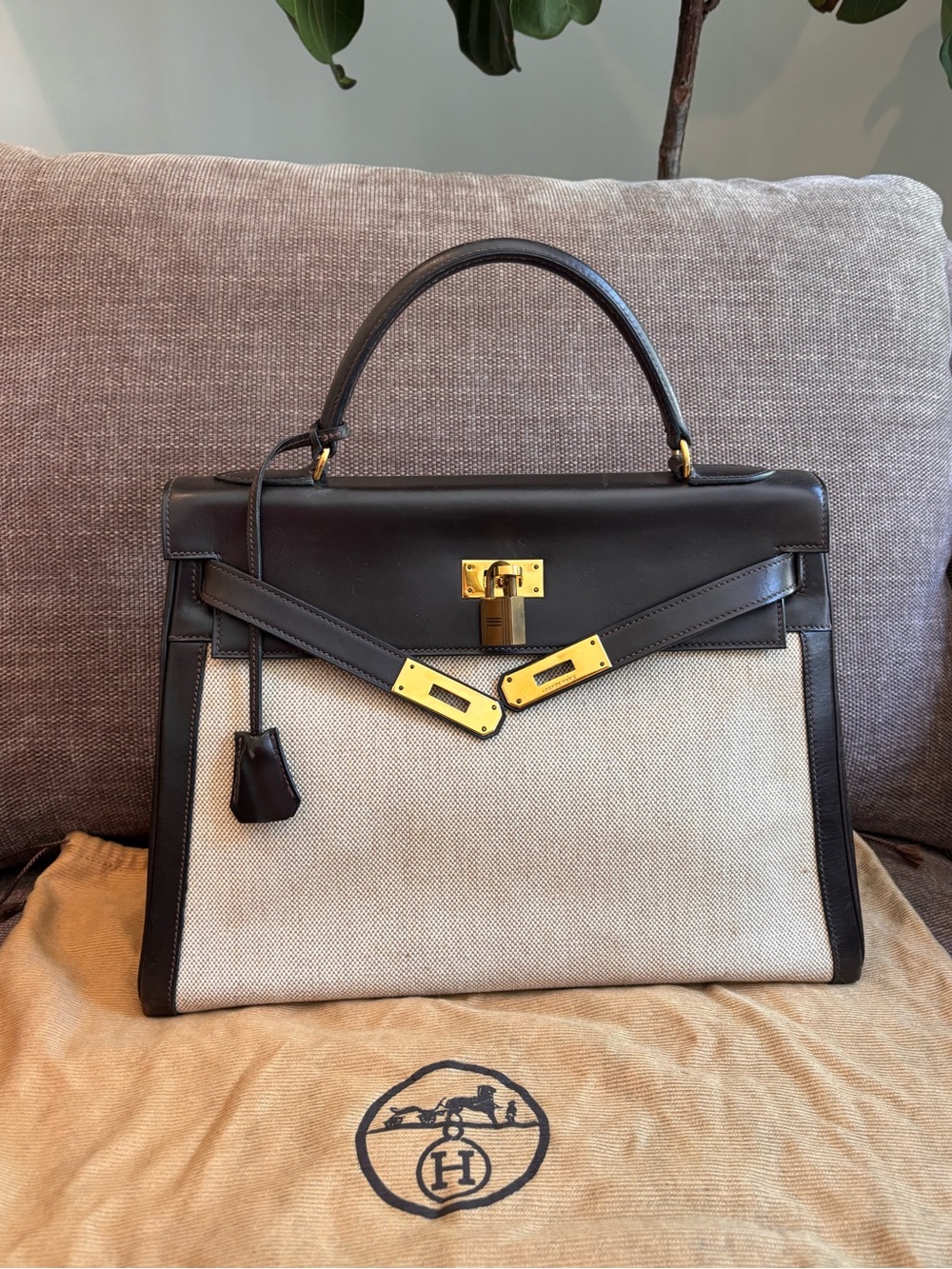 Authentic 1978 Vintage HERMES KELLY 32 toile ebene brown box leather bag